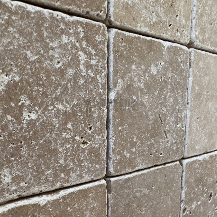Petit carrelage travertin sol-mur Noisette 20x20x1cm